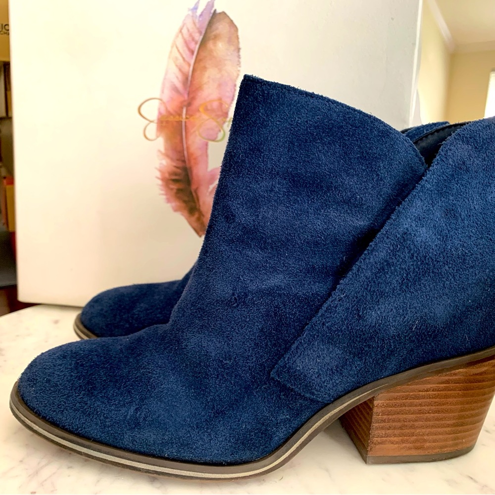 Super cute dark midnight booties from Jessica Simpson. Worn twice!